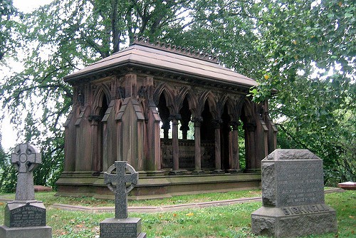 tomb.jpg