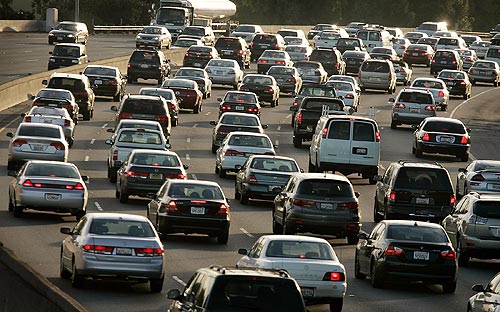 la-freeway-traffic-ii-lasmogtown.jpg