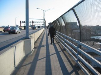 pulaskiwalkway.jpg