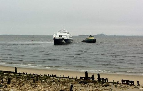 An example of a ferry run aground