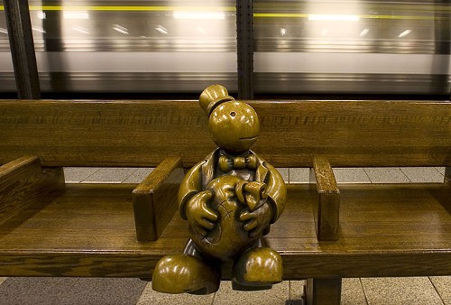 Tom Otterness Eighth Avenue subway sculpture