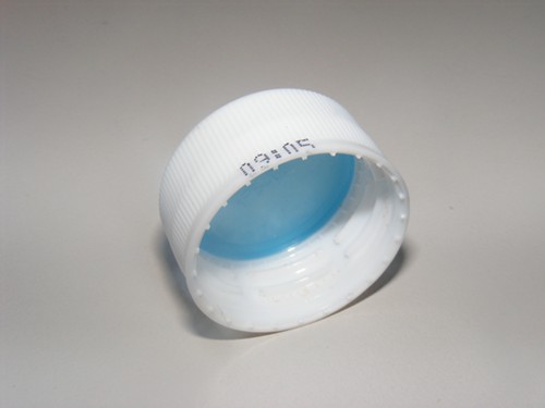 Plastic bottle cap