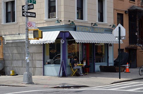 bistro.jpg