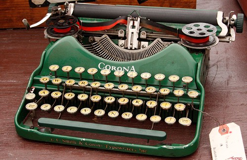 green-typewriter2.jpg