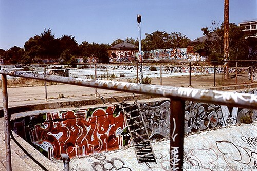 Everyone on Google wonders why Brooklyn is so hip, ghetto, and dangerous Everyone on Google wonders why Brooklyn is so hip, ghetto, and dangerous