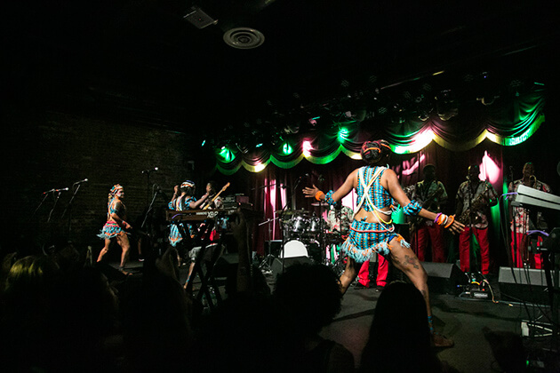 Femi Kuti & The Positive Force at Brooklyn Bowl — Photo by Sasha Charoensub