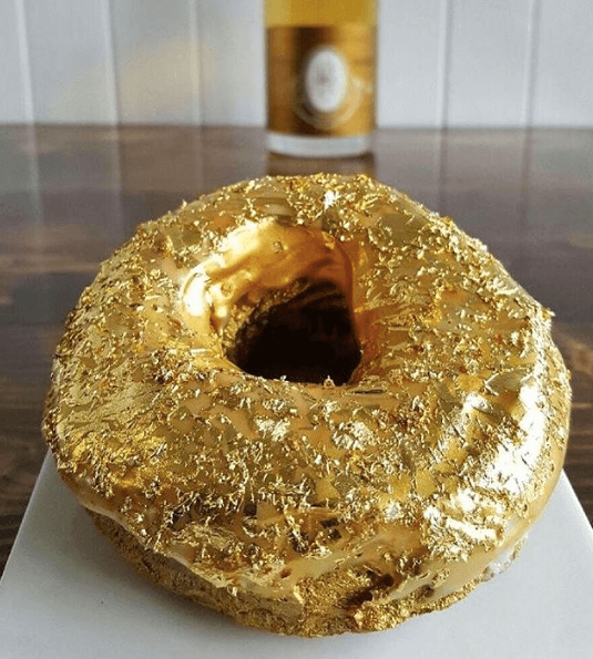 You may eat your gold now. (Via Manila Social Club Instagram) 