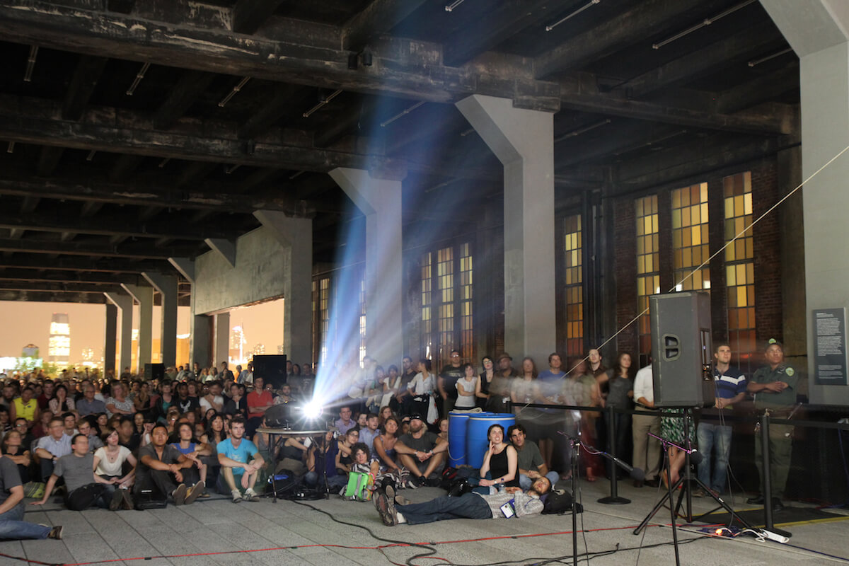 Rooftop Films-10_0922_TwelveWaystoSunday_HighLine_IrwinSeow2