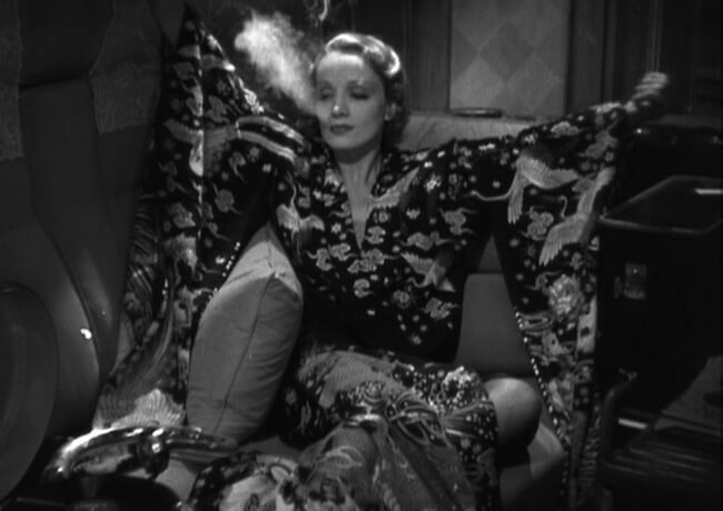 Marlene Dietrich-Shanghai Express-4