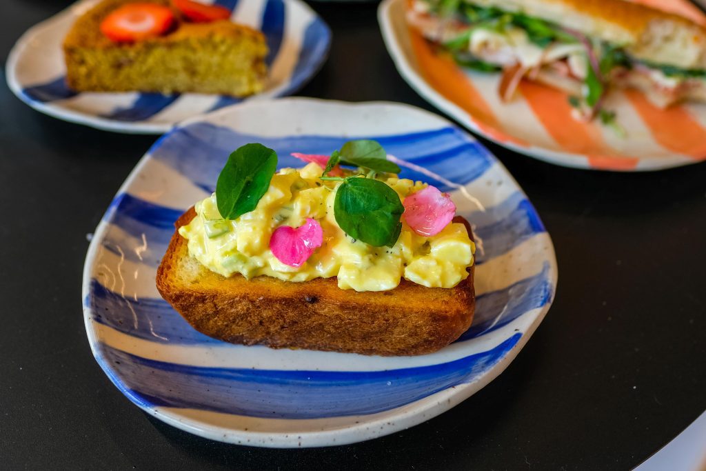 BedStuy ceramics studio Artshack opens an eclectic, plasticfree cafe