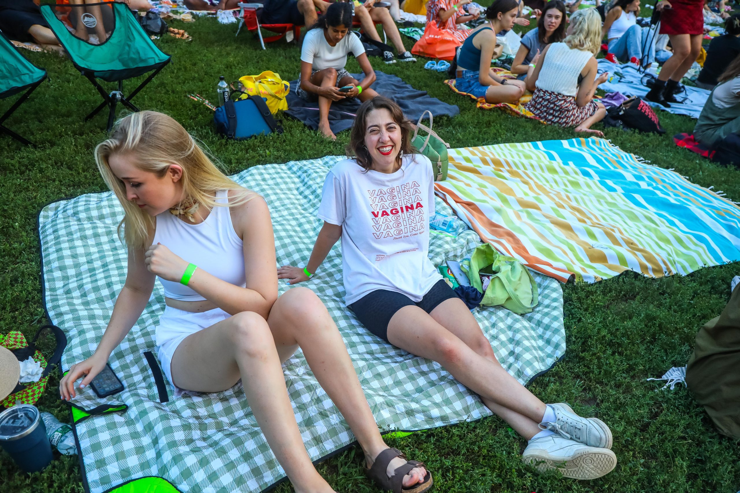 Scenes from the horny 'Bodies Bodies Bodies' premiere In Fort Greene Park -  Brooklyn Magazine