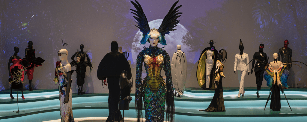 Thierry Mugler gets the outlandish retrospective he deserves - BKMAG