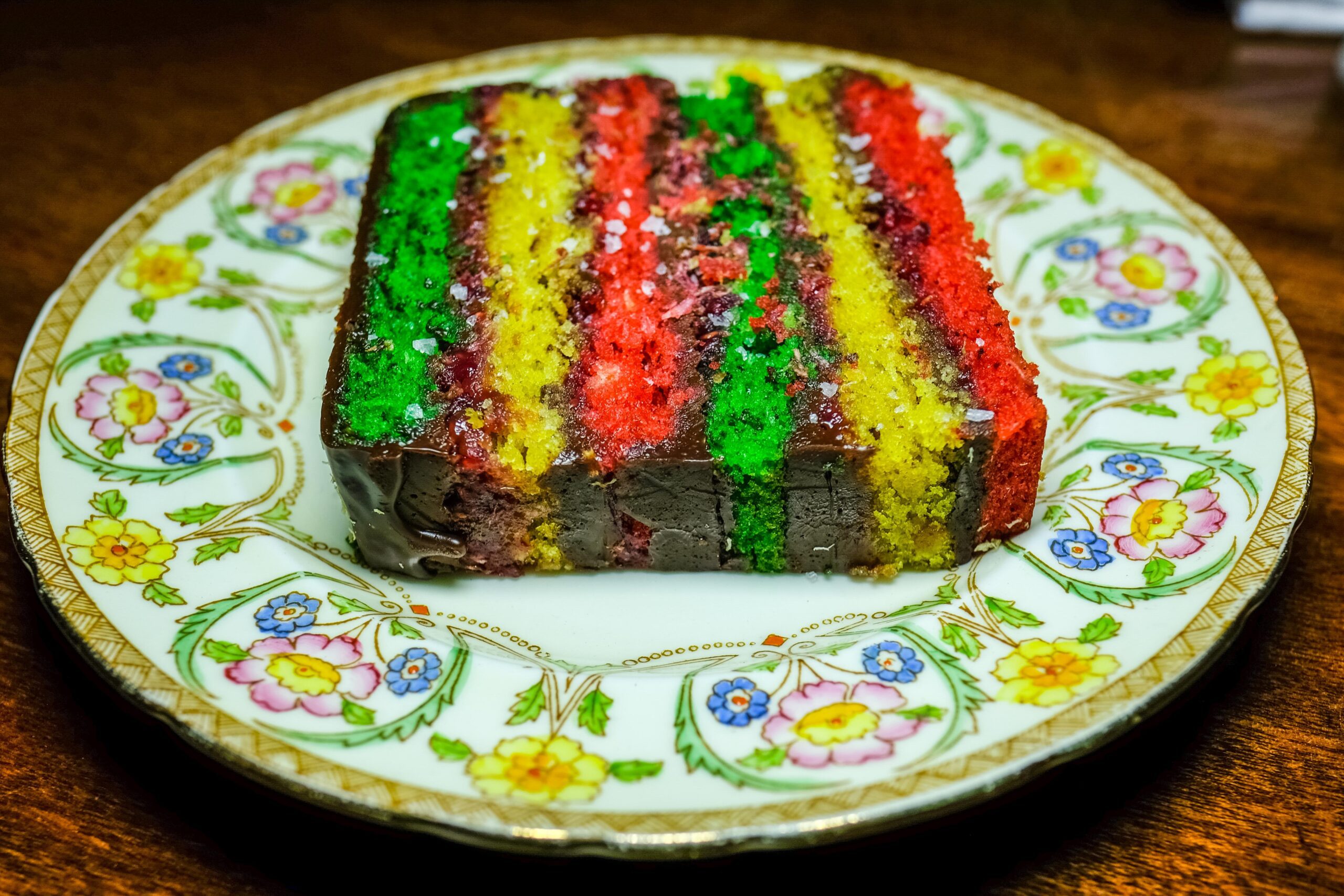 Old School Vibes and a Killer New Menu Bring JR & Son Back to Life