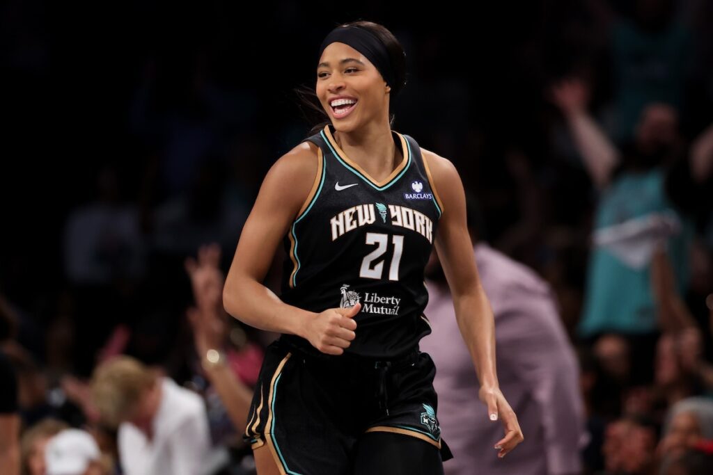 Isabelle Harrison #21 of the New York Liberty reacts after a play during the first half against the Washington Mystics at Barclays Center on August 28, 2025.