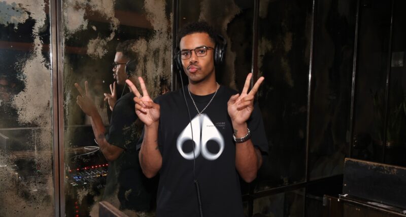 Zack Fox performs during the Moose Knuckles NYFW event at The Blond on September 09, 2024 in New York City.