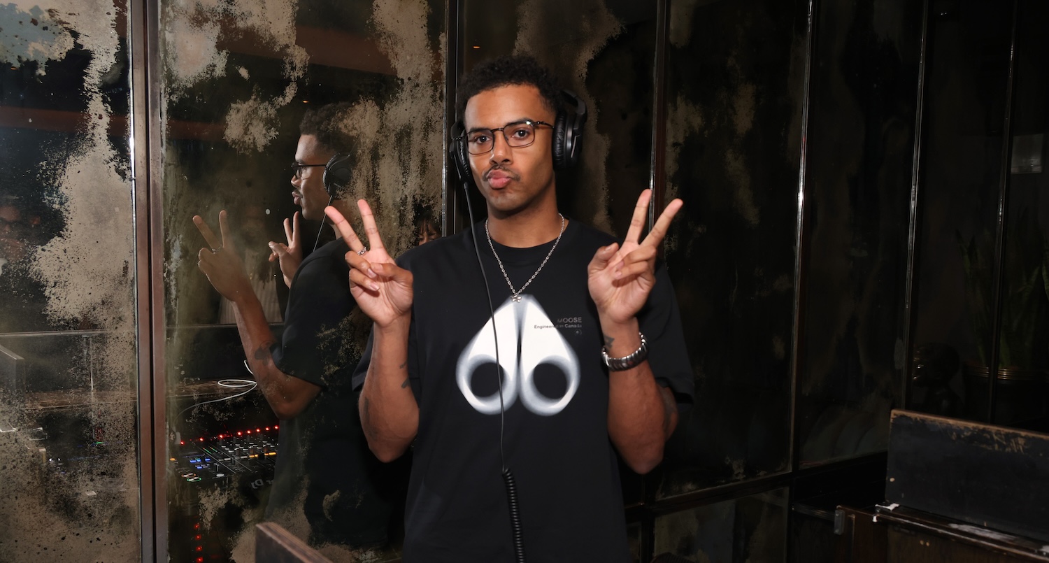 Zack Fox performs during the Moose Knuckles NYFW event at The Blond on September 09, 2024 in New York City.