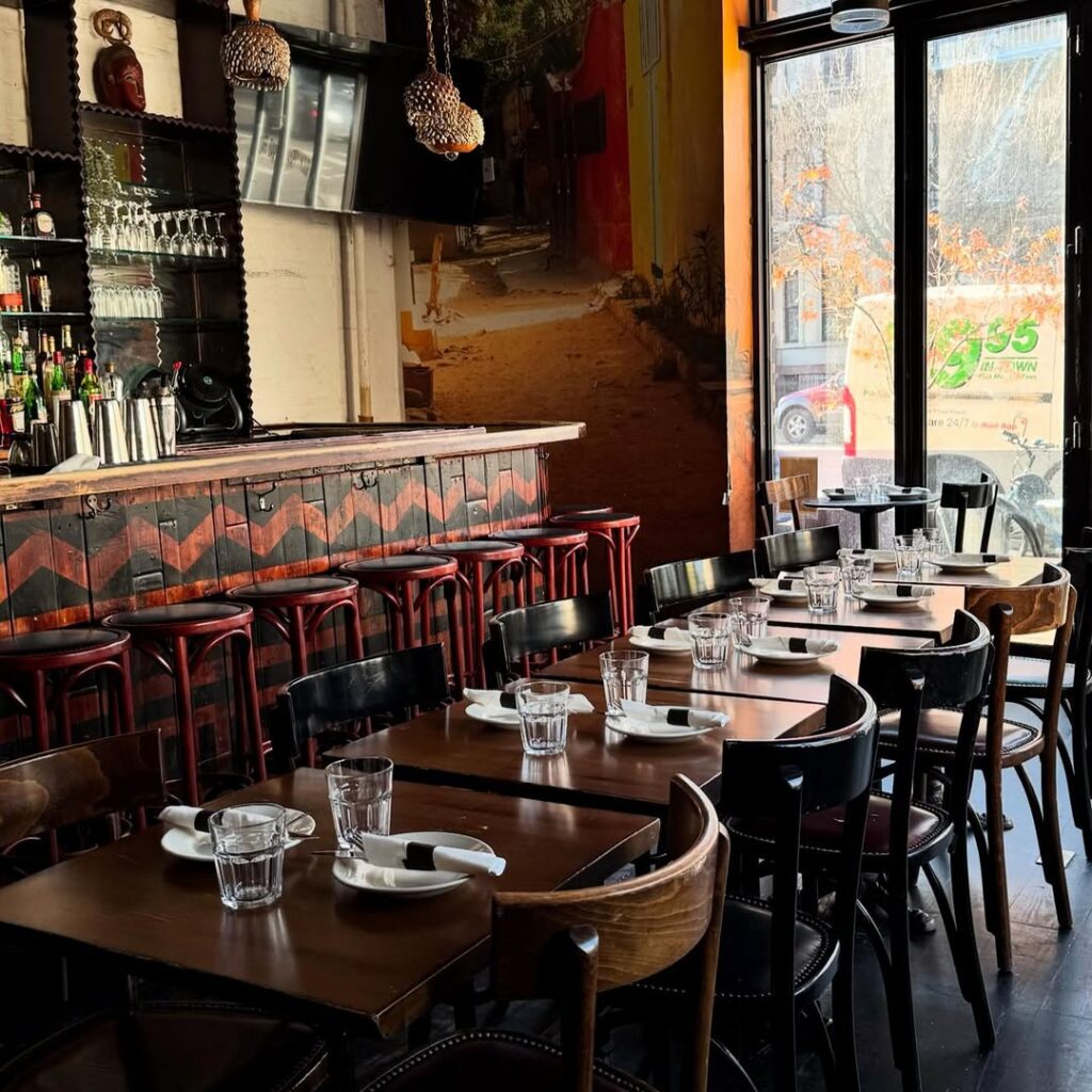 Café Rue Dix Brooklyn