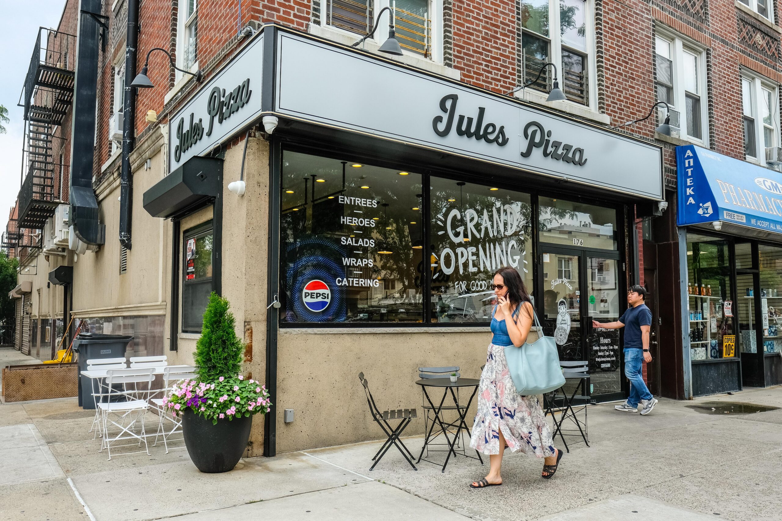 Jules, a New Slice Shop in Bensonhurst, Lives Up to the TikTok Hype